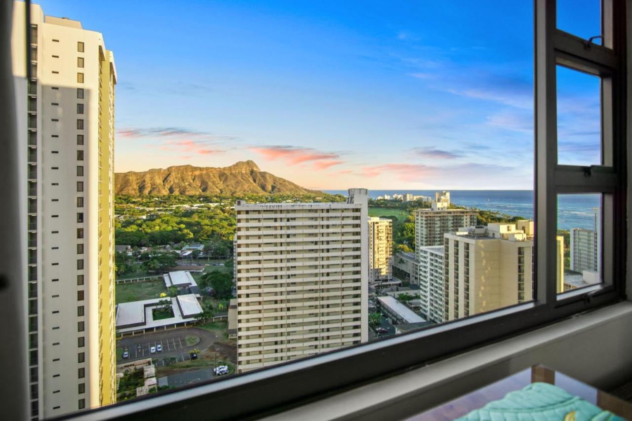 Villa Waikiki Banyan By Darmic Oahu Exterior foto