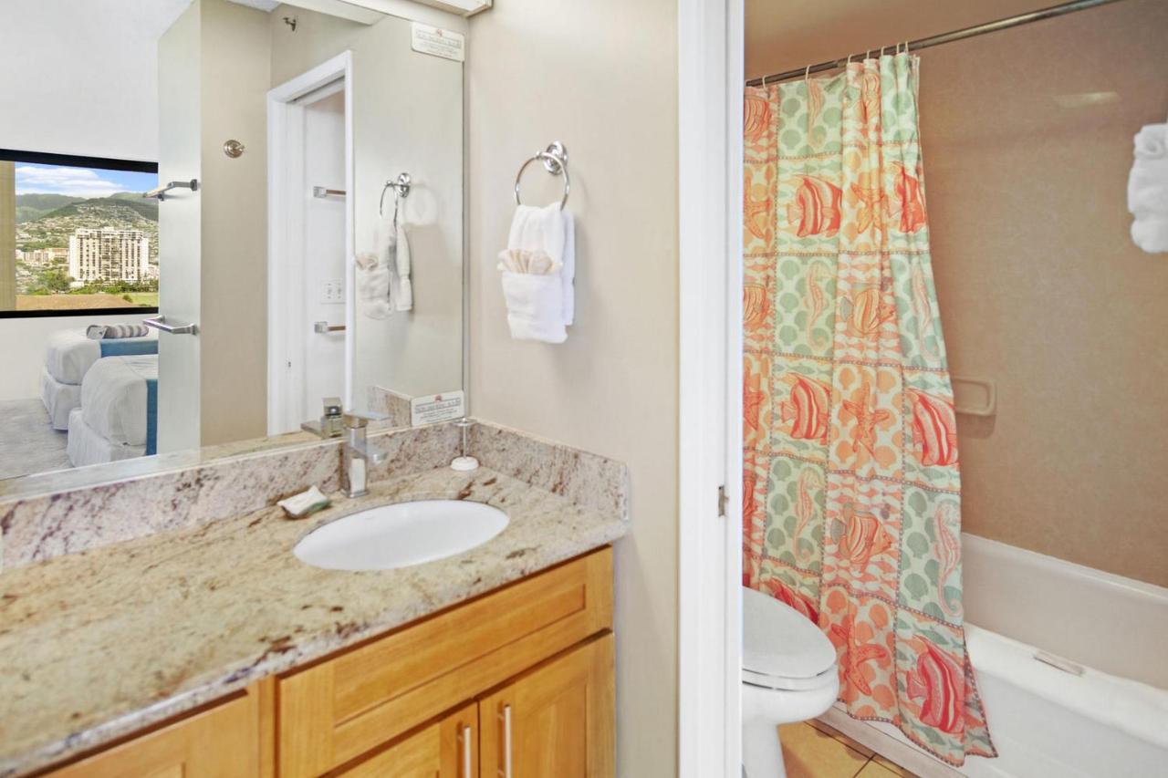 Villa Waikiki Banyan By Darmic Oahu Habitación foto
