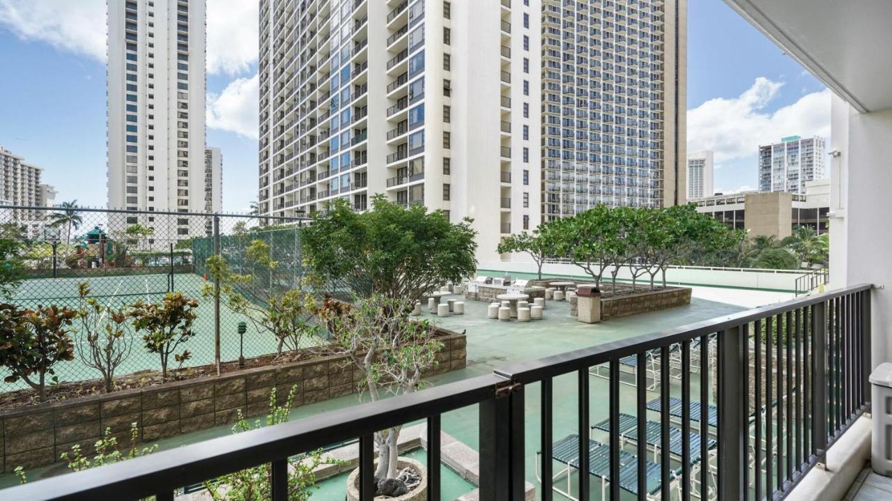 Villa Waikiki Banyan By Darmic Oahu Exterior foto